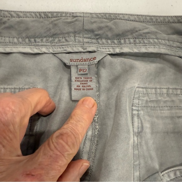 Sundance Evenfall Cargo Pants Drawstring Zippers Tencel Lt Grey Women’s Size 12P - Picture 13 of 16